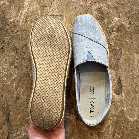 Toms size 9 - Picture 2 of 2